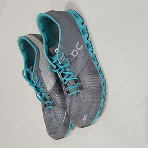 Women's Gray and Blue Athletic Shoes